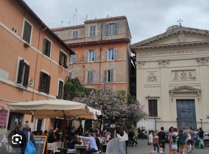 Central Apartment In Trastevere Roma Esterno foto